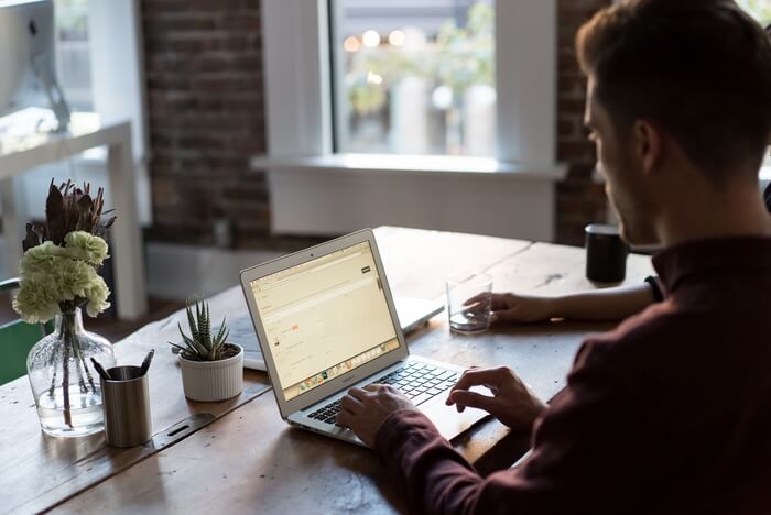 What Is a Troubleshooting Guide and 6 Steps to Create a Troubleshooting Guide